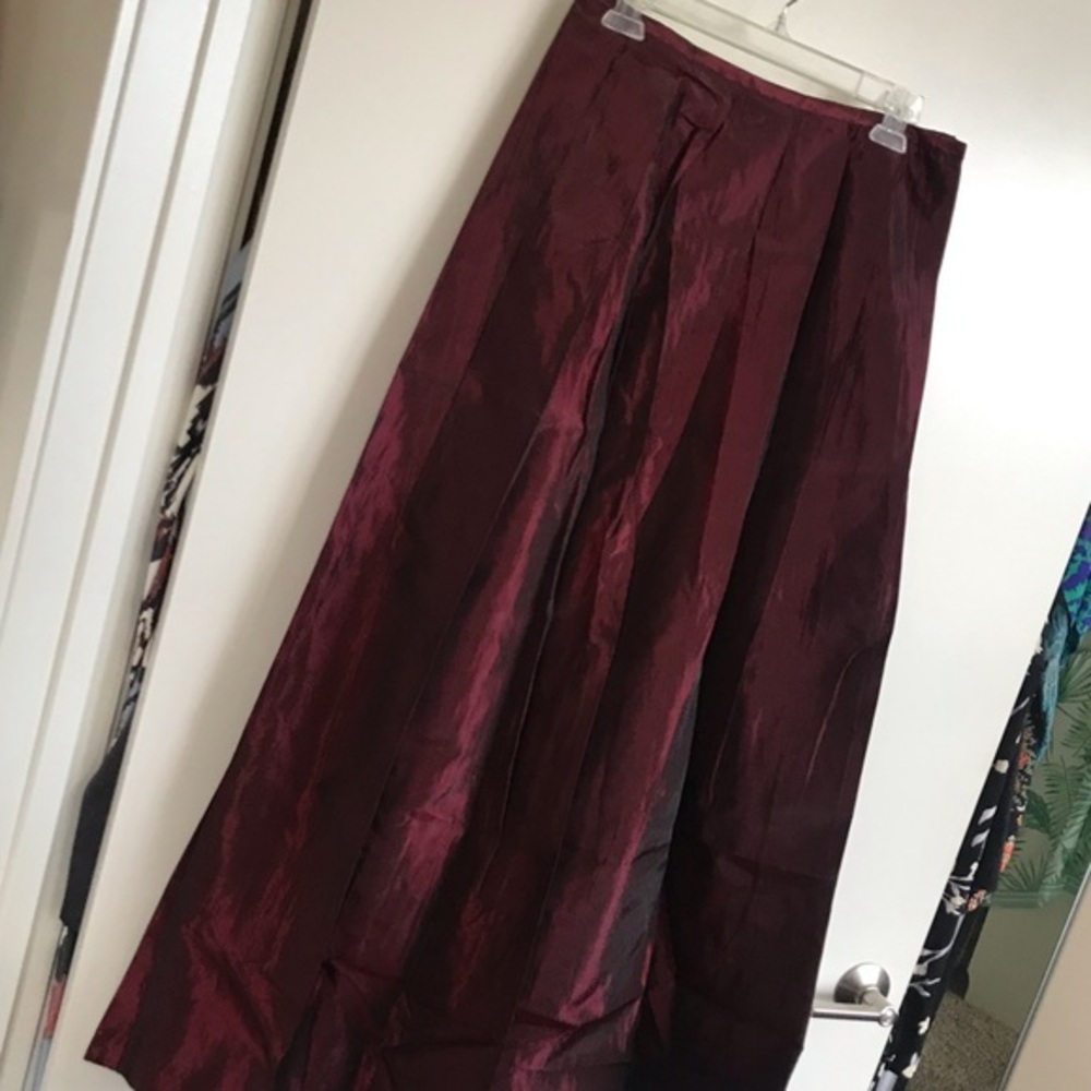 Formal skirt